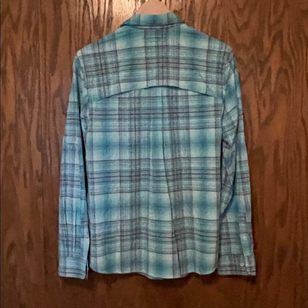 Duluth Trading Company - Blue Plaid Button-Up Shirt - Picture 2 of 8